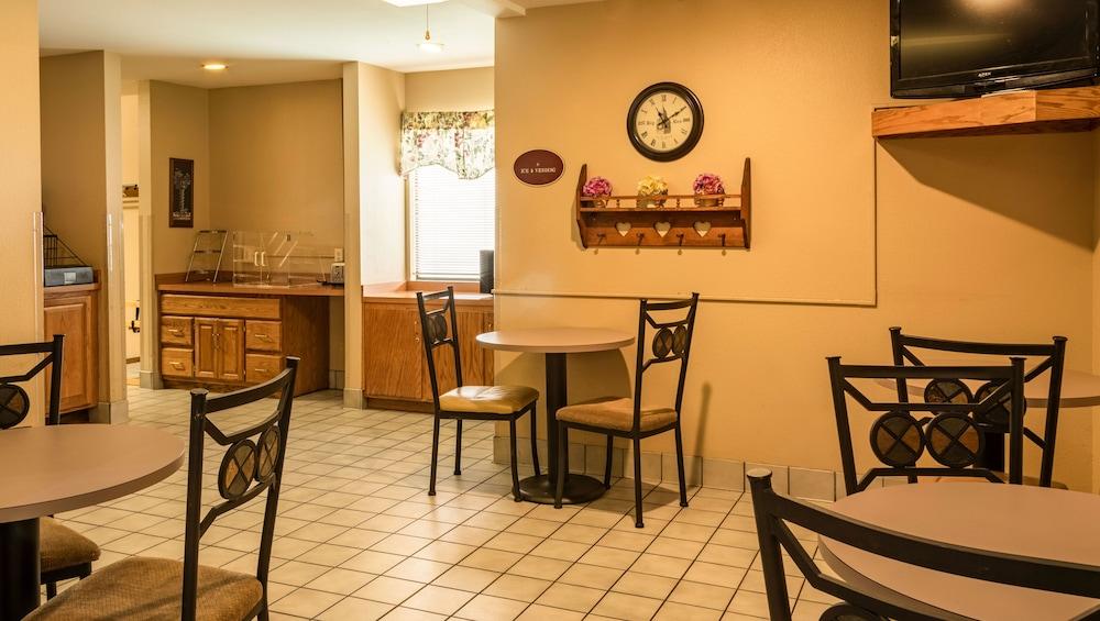 Oyo Hotel Lincoln Airport Ne, Hwy 80 ภายนอก รูปภาพ