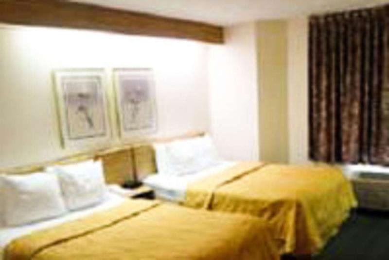Oyo Hotel Lincoln Airport Ne, Hwy 80 ภายนอก รูปภาพ